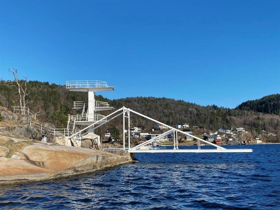 Leilighet Ved Sjoen Med Strand Apartment Porsgrunn Bagian luar foto
