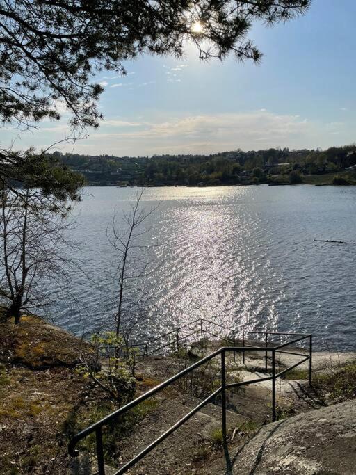 Leilighet Ved Sjoen Med Strand Apartment Porsgrunn Bagian luar foto