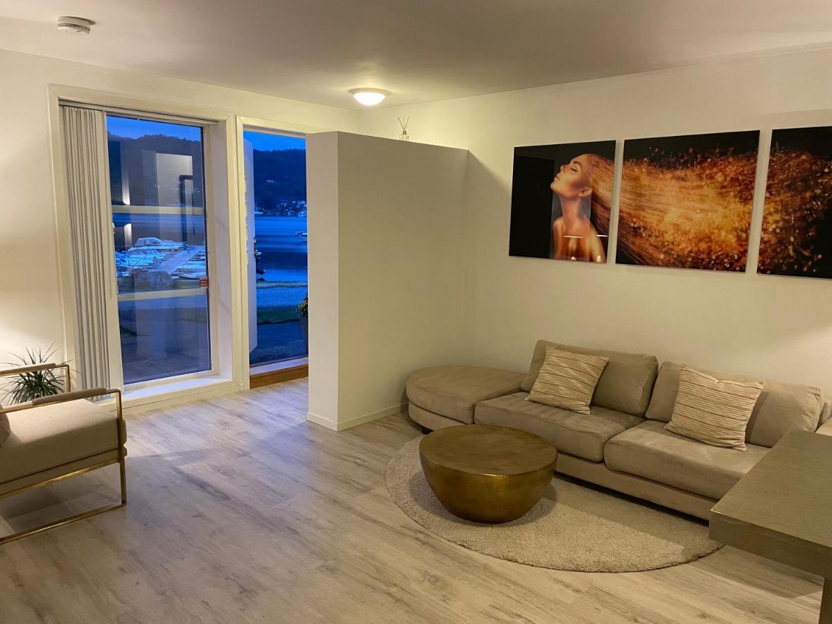 Leilighet Ved Sjoen Med Strand Apartment Porsgrunn Bagian luar foto