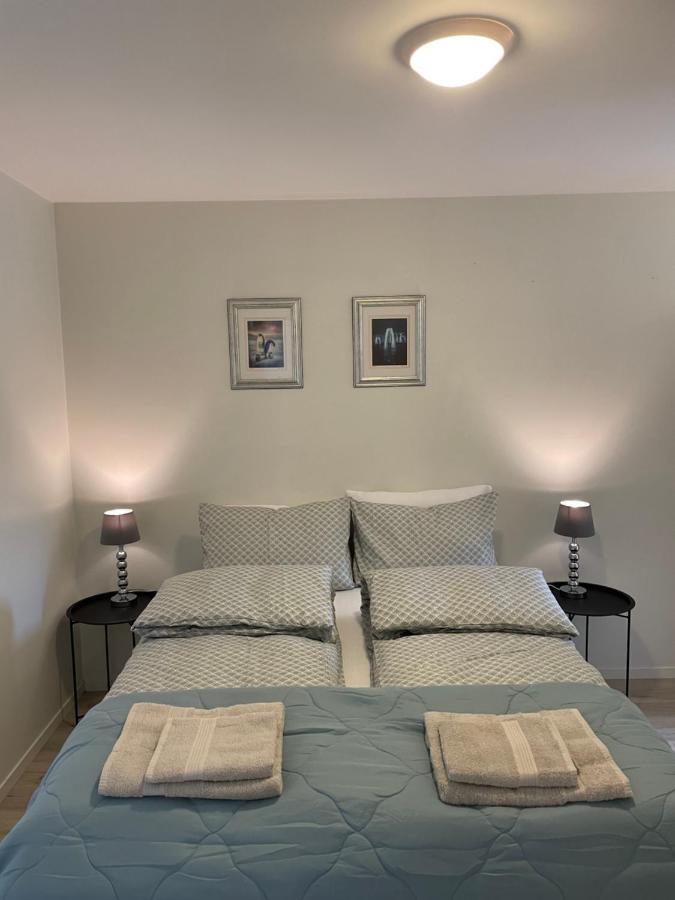 Leilighet Ved Sjoen Med Strand Apartment Porsgrunn Bagian luar foto